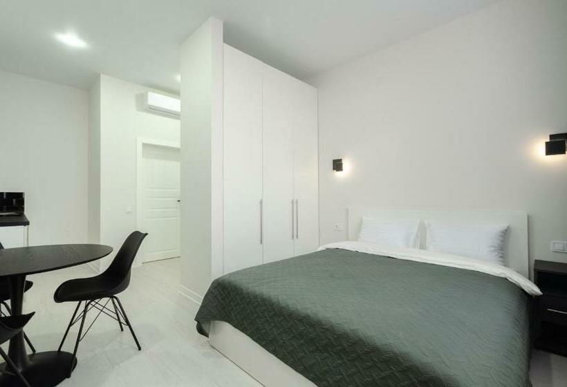 Smart Hotel Apartment With Panoramic City View In Diplomat Hall