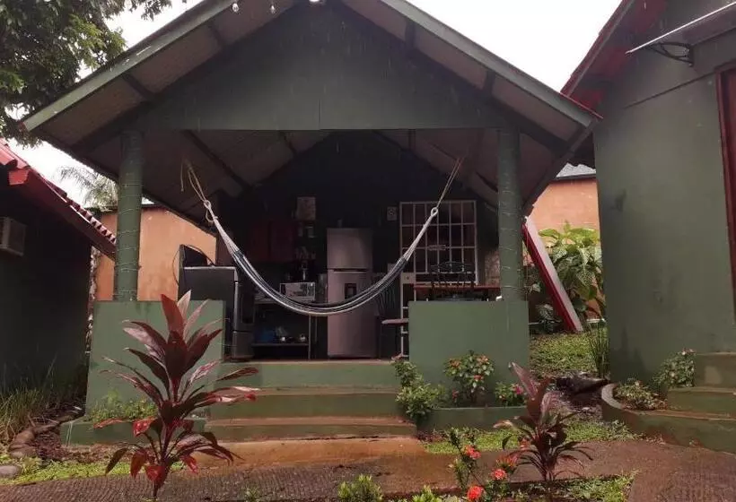 Retkeilymaja Los Pinos De Torio