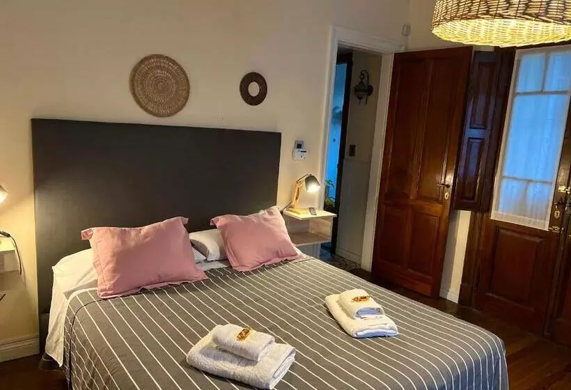 Aamiaismajoitus (B&B) La Yurta