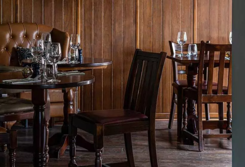 Aamiaismajoitus (B&B) The Three Swallows Cley