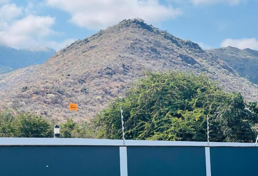 فندق Johnsons Villas