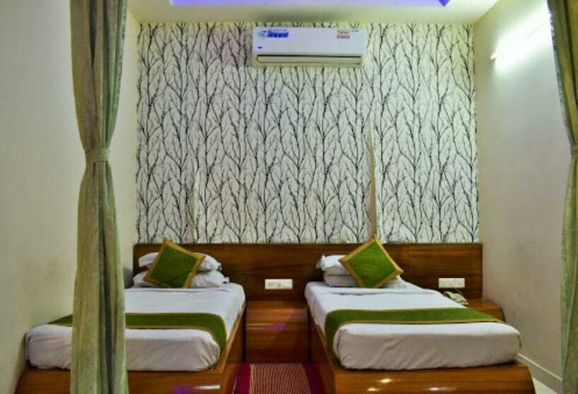 בית מלון כפרי Kailash Inn By Wb Comfort