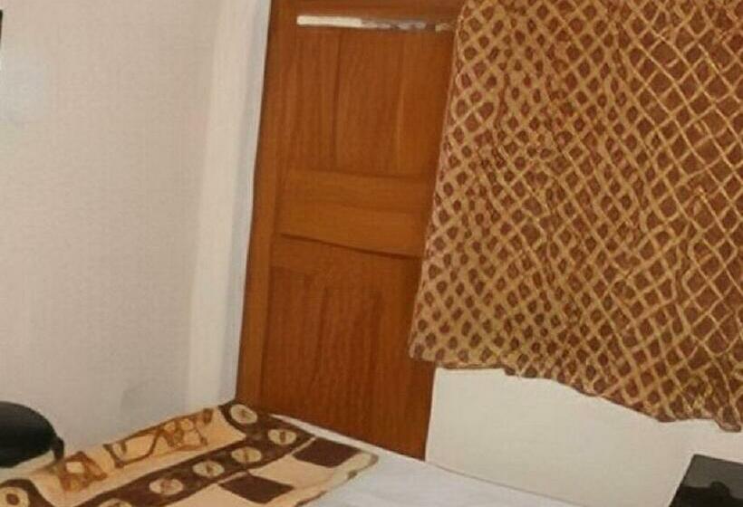 בית מלון כפרי Kailash Inn By Wb Comfort