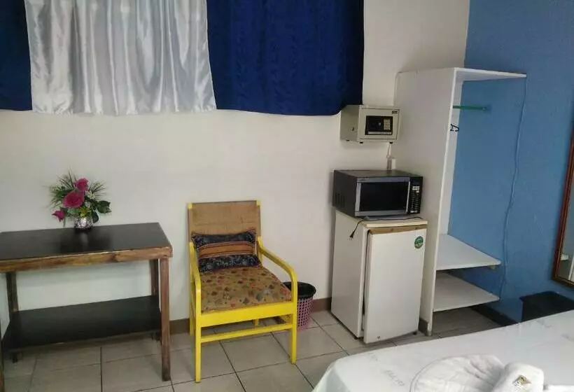 هتل Marruecos C.r