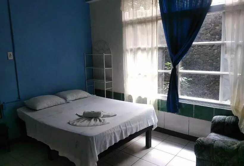 هتل Marruecos C.r