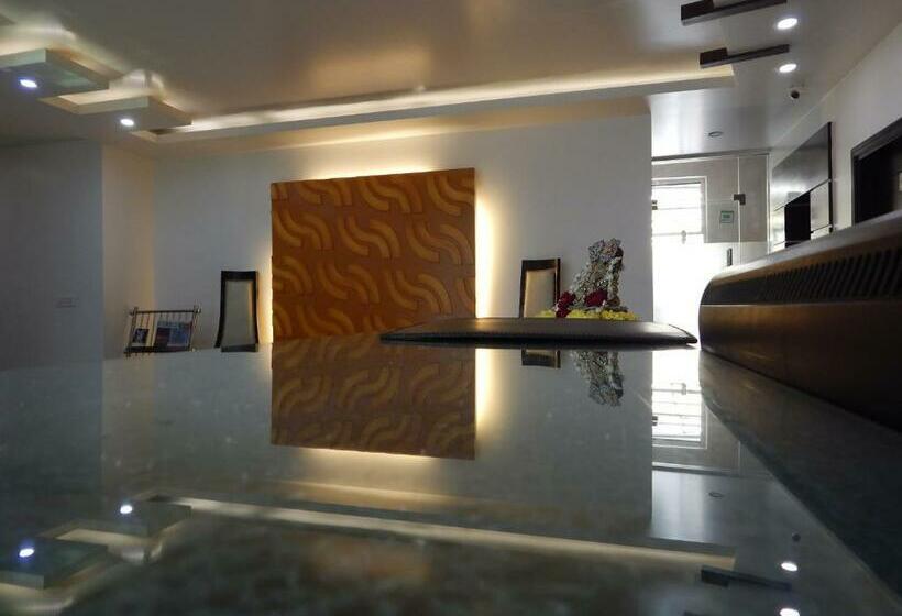 בית מלון כפרי The Marque By Luxus In Mathura