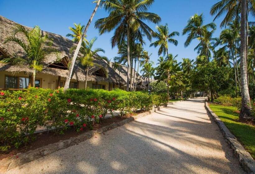 בית מלון כפרי Veraclub Zanzibar Village