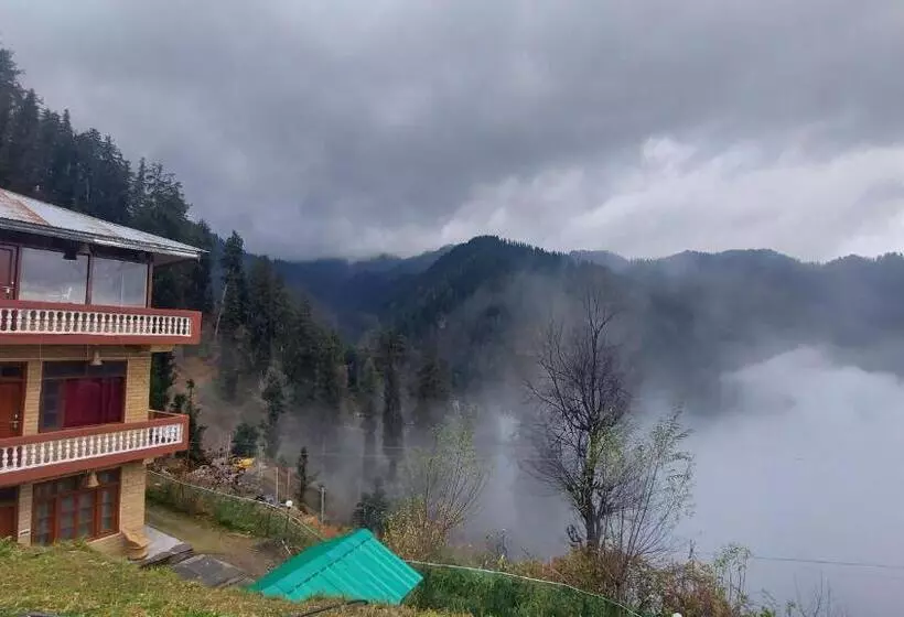 Odin Hostel Shoja