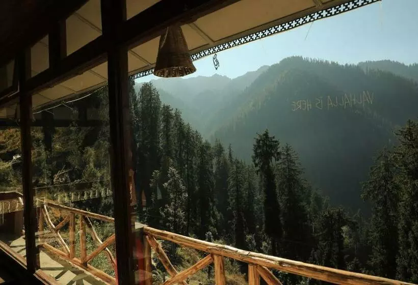 Odin Hostel Shoja