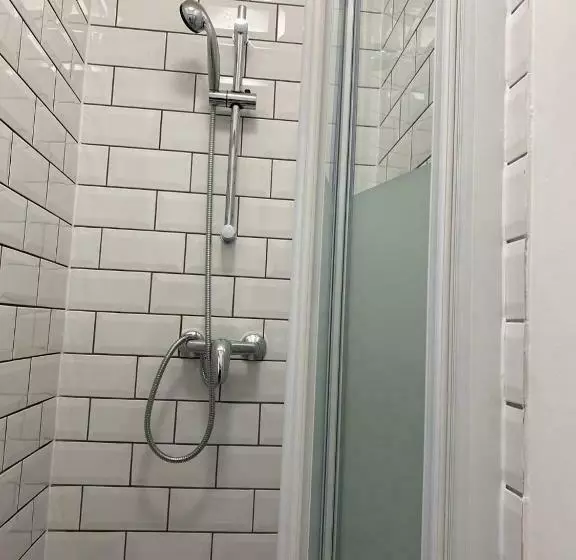 ペンション Converted Guest House For Short Term Stays