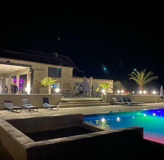 بنسيون Suite Privative Jacuzzi Sauna De La Villa Del Castagnol