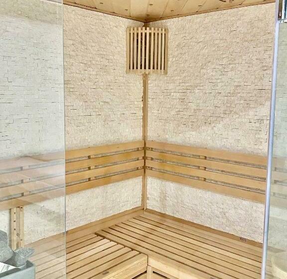 بنسيون Suite Privative Jacuzzi Sauna De La Villa Del Castagnol