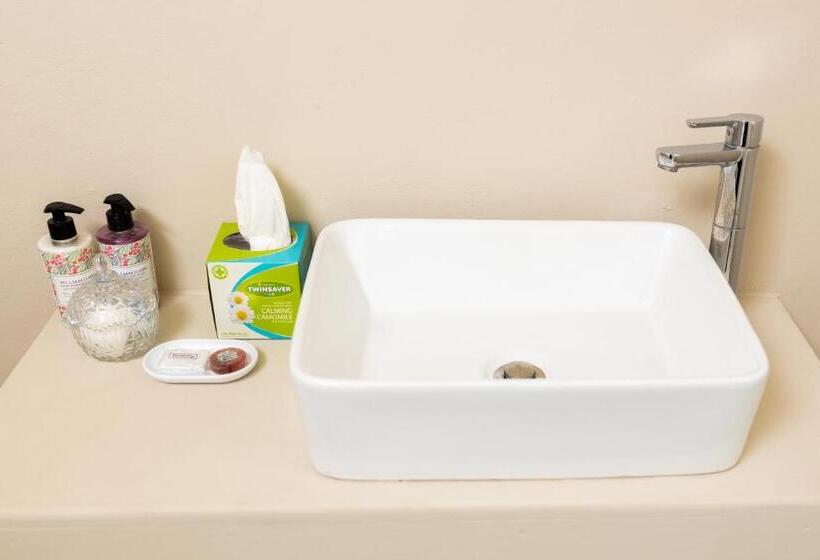 펜션 The Merino Guest House