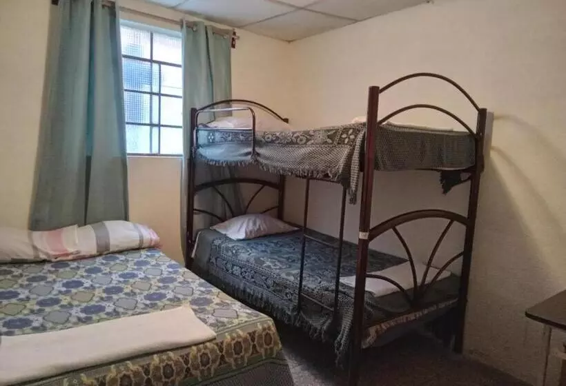 هاستل Huellas Hostal Antigua