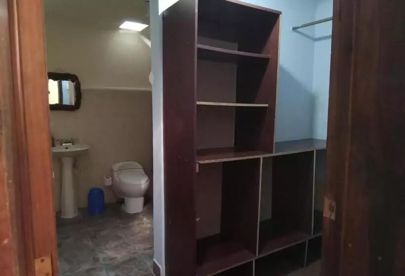 هاستل Huellas Hostal Antigua