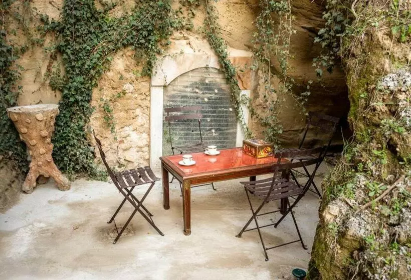 B&b Bacchus Grotto With Only 1 Suite 45m2, Plunge Pool & Jardin Privé