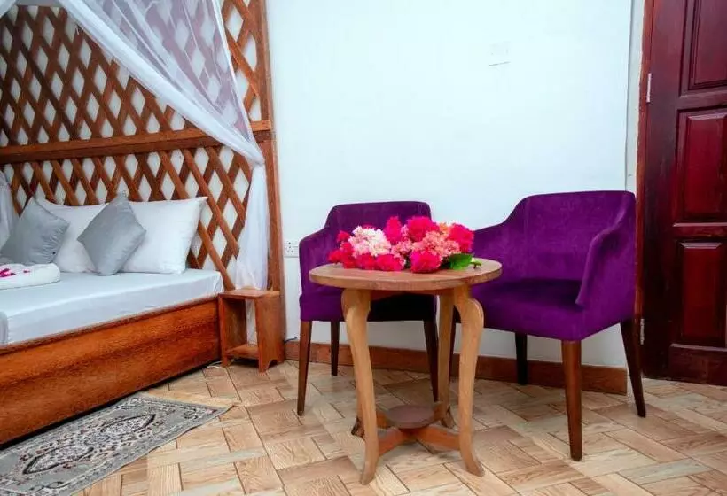 Aamiaismajoitus (B&B) Kuti Hotel Stone Town