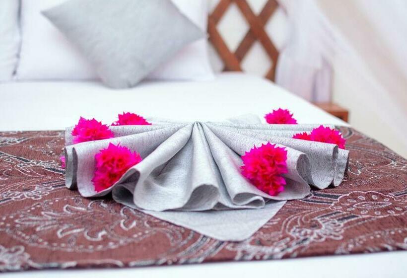 مبيت وإفطار Kuti Hotel Stone Town