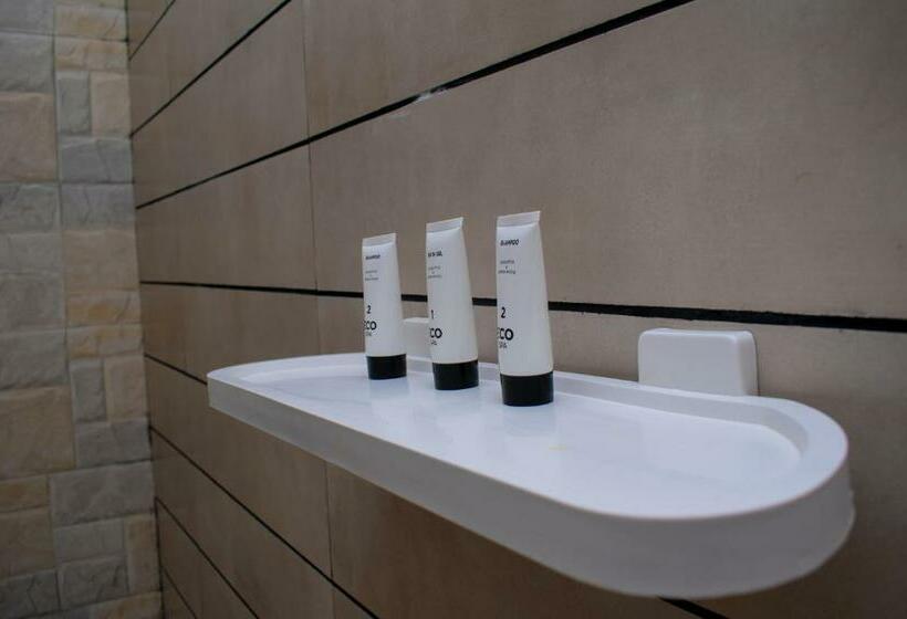 مبيت وإفطار Kuti Hotel Stone Town