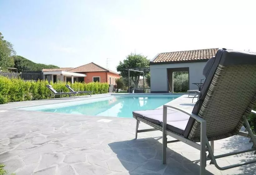 Aamiaismajoitus (B&B) La Casa Dell Alloro