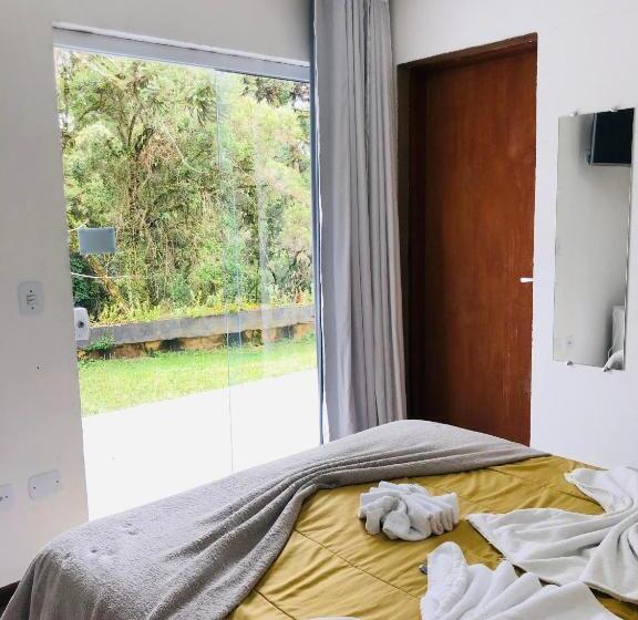 تختخواب و صبحانه Pousada Vila Floratta Capivari