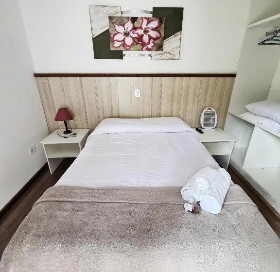 تختخواب و صبحانه Pousada Vila Floratta Capivari