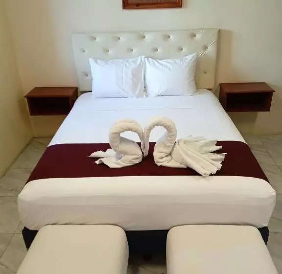 هتل Las Flores Campeche