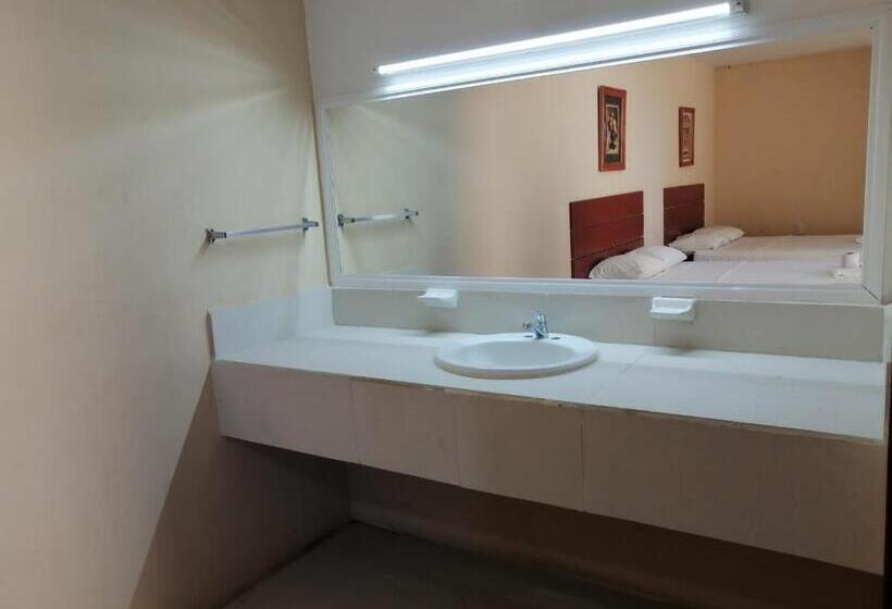 Hotel Las Flores Campeche