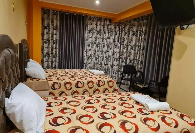 هتل Hostal Tuki Huancayo