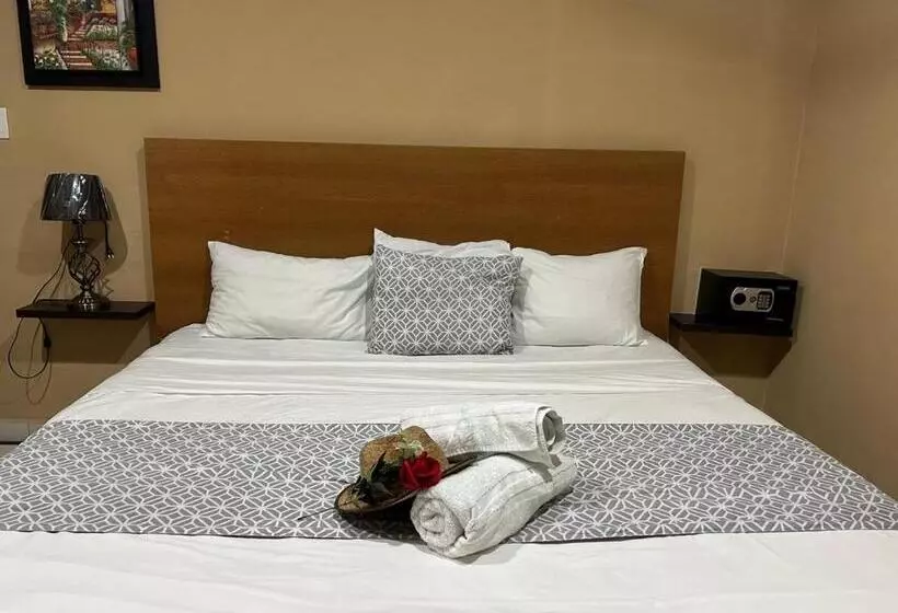 هتل Las Flores Campeche