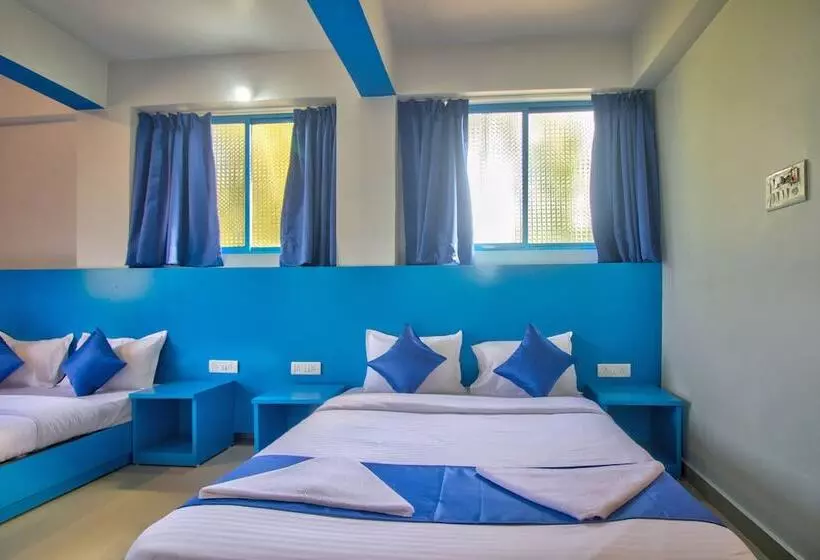 ホテル Mandrem Retreat Beach Resort