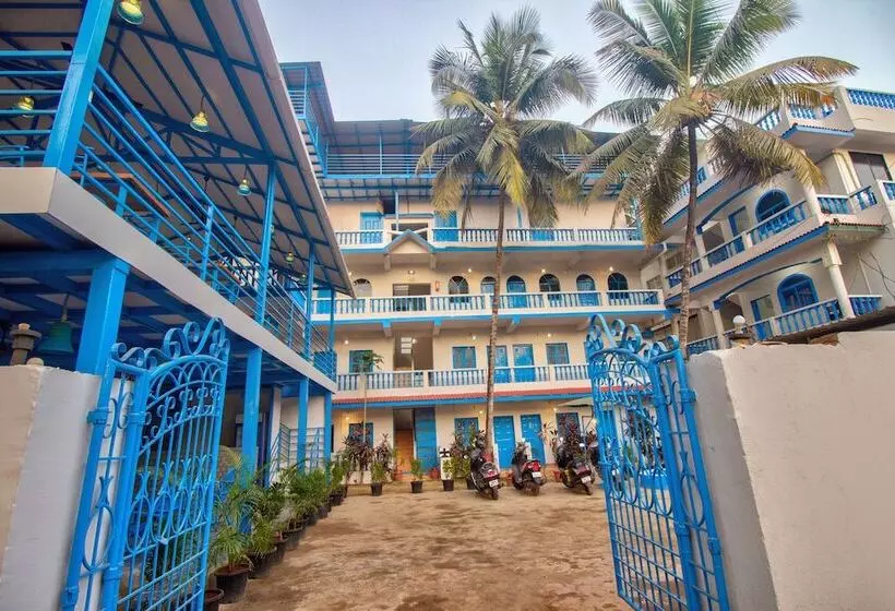 ホテル Mandrem Retreat Beach Resort