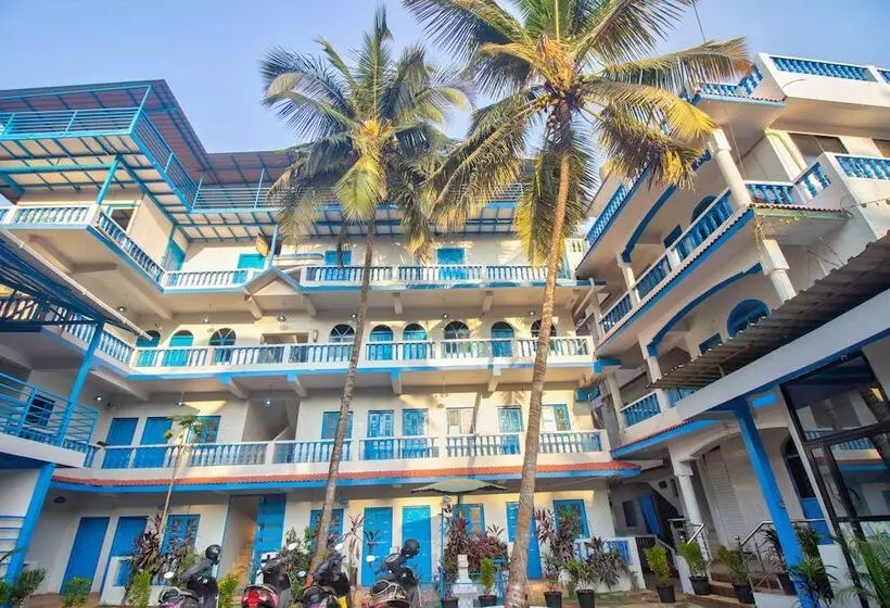 ホテル Mandrem Retreat Beach Resort