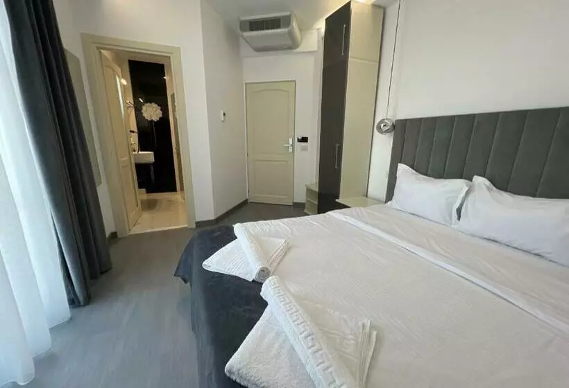 ホテル Ocaua Lui Cuza