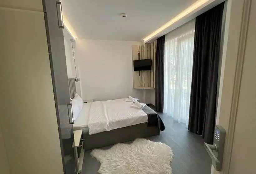 ホテル Ocaua Lui Cuza