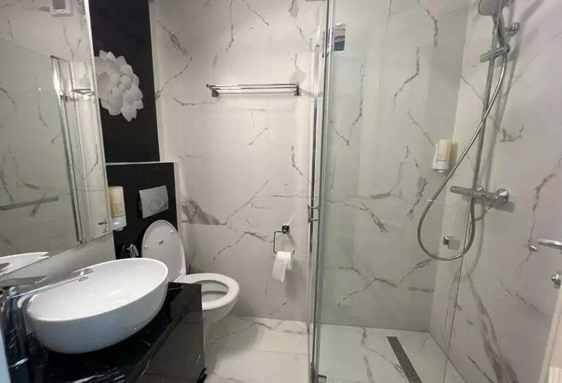 ホテル Ocaua Lui Cuza