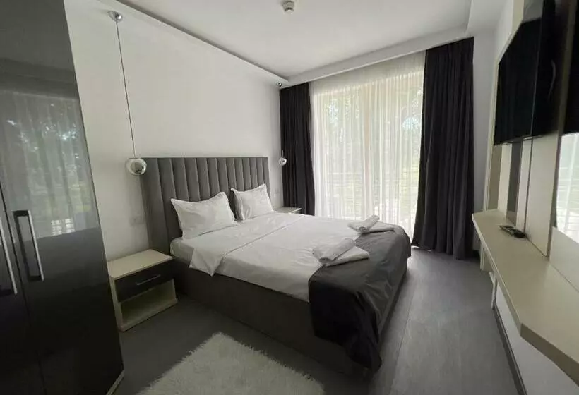 ホテル Ocaua Lui Cuza