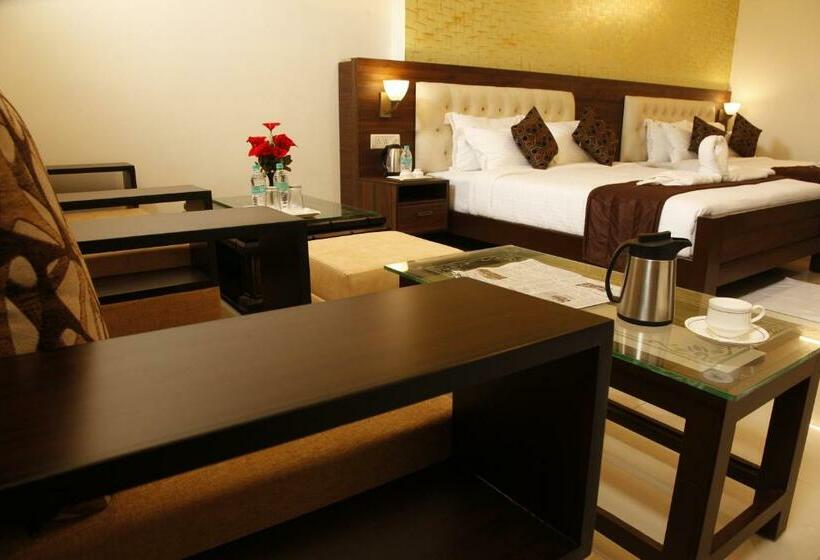 Hotel Platinum Arrow Hub