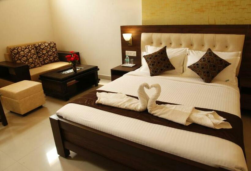 Hotel Platinum Arrow Hub