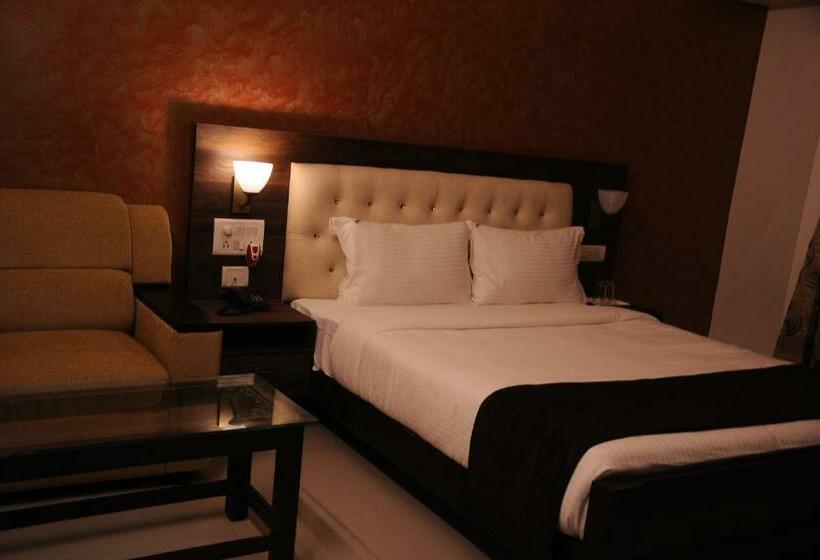 Hotel Platinum Arrow Hub