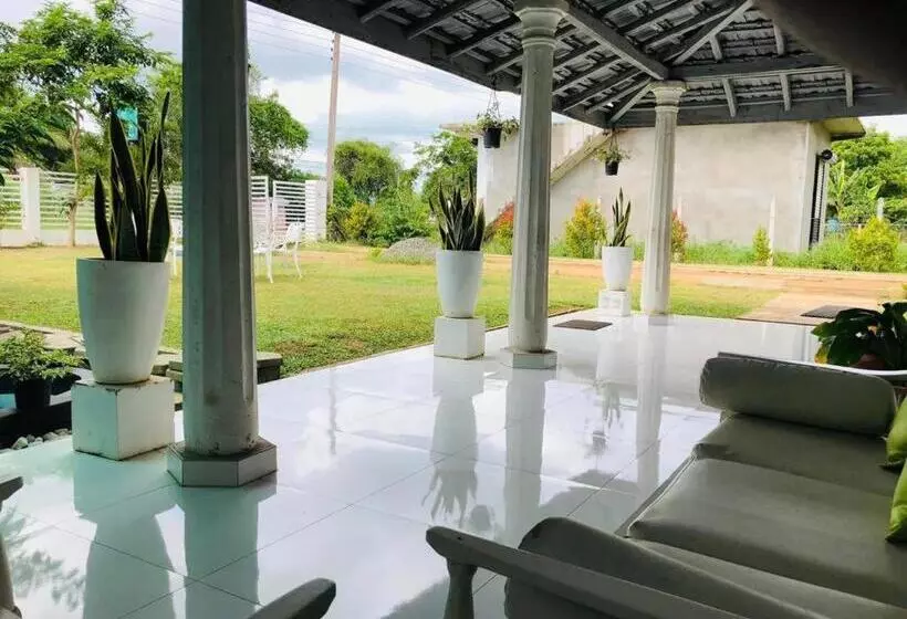 Majatalo Castile Inn