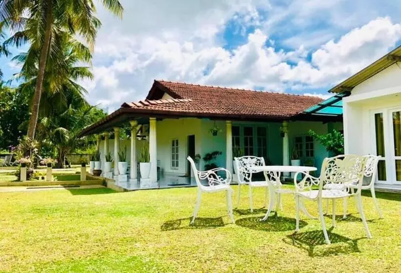 Majatalo Castile Inn