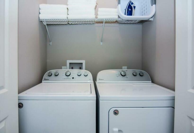 3 Br 3ba 1678ft 5min Disneyworld Resort Style