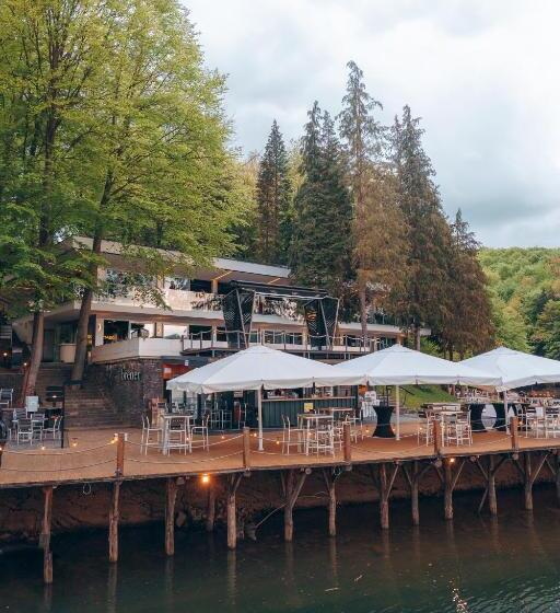 Adventure Lake Resort Simared