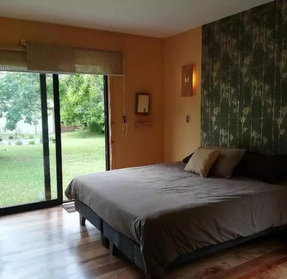 Aamiaismajoitus (B&B) Entre Nous