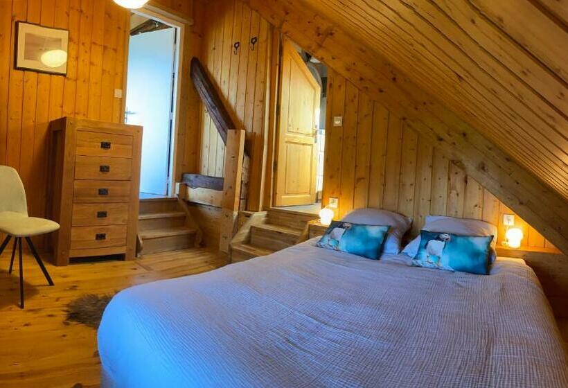 مبيت وإفطار La Tanière