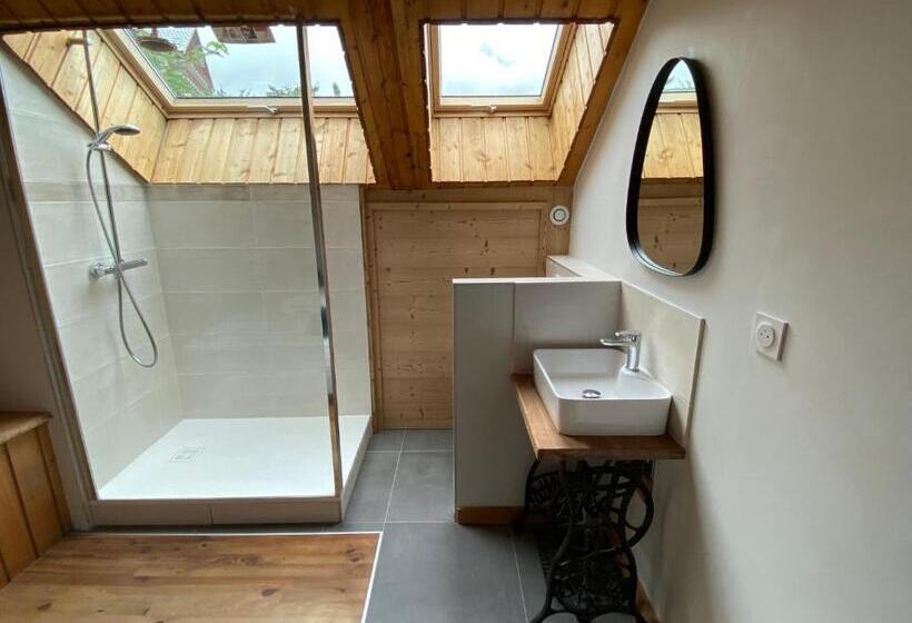 مبيت وإفطار La Tanière