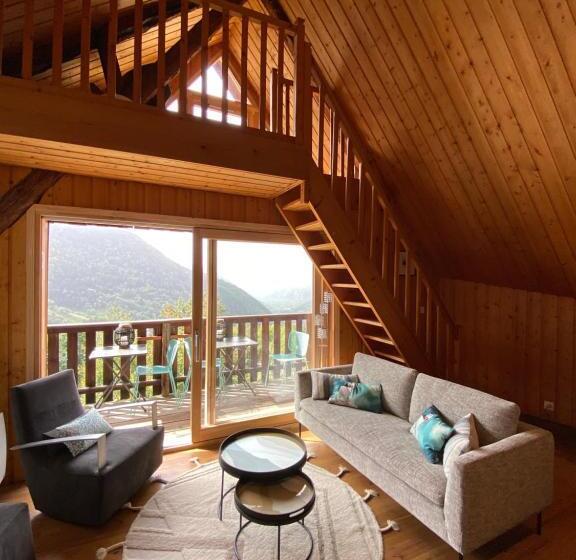 مبيت وإفطار La Tanière