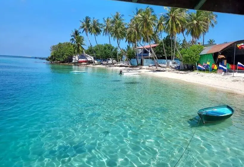 هتل Aasna Inn