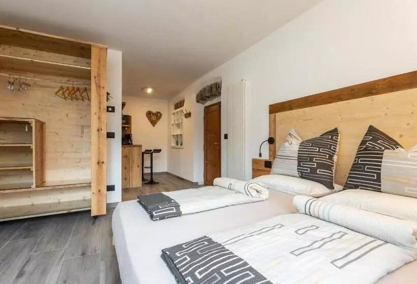 ホテル Agritur E Cinque